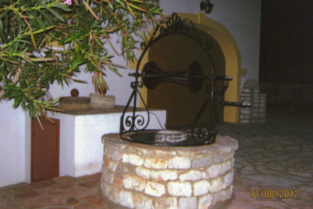 דירות Kondoliánika Cerigo House מראה חיצוני תמונה