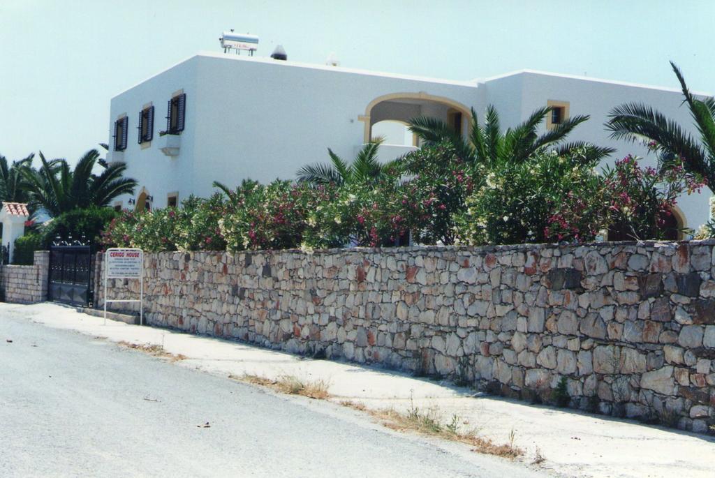 דירות Kondoliánika Cerigo House מראה חיצוני תמונה