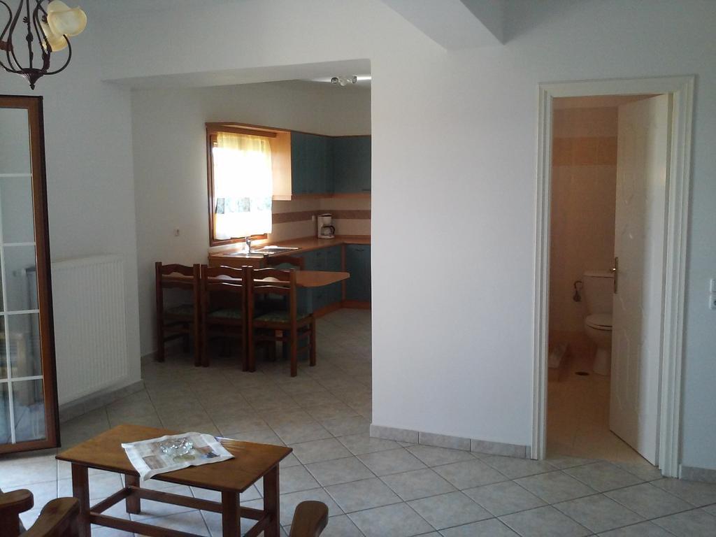 דירות Kondoliánika Cerigo House מראה חיצוני תמונה