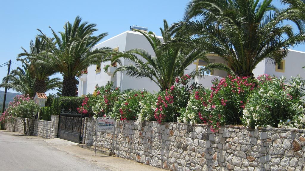 דירות Kondoliánika Cerigo House מראה חיצוני תמונה