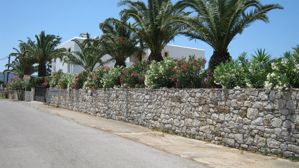 דירות Kondoliánika Cerigo House מראה חיצוני תמונה