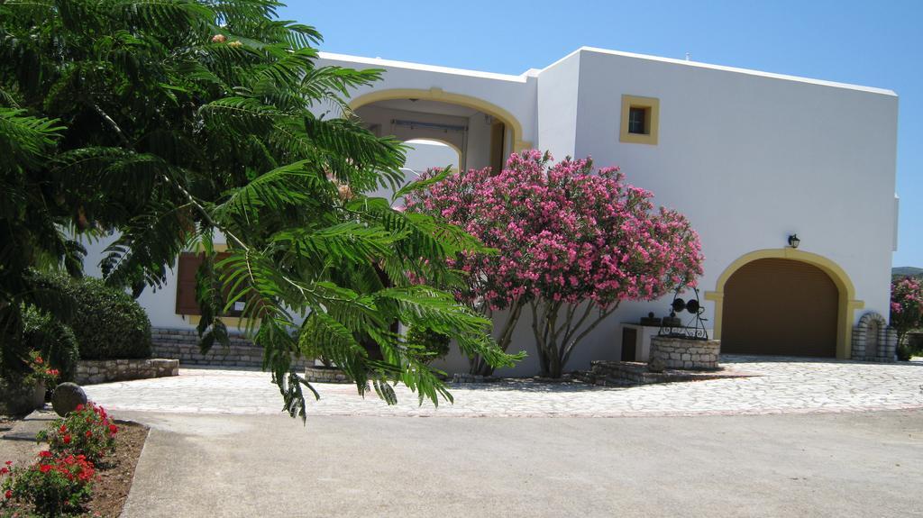 דירות Kondoliánika Cerigo House מראה חיצוני תמונה